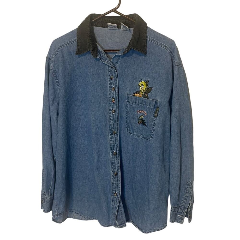 Looney Tunes Vintage 90s Large Tweety Bird Embroidered‎ Denim Button Up